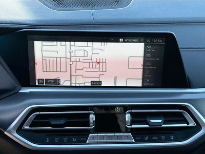 2022 BMW X6 — photo 31 view