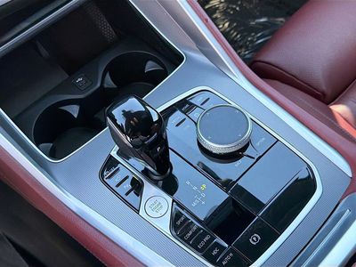 2022 BMW X6 — photo 28 view