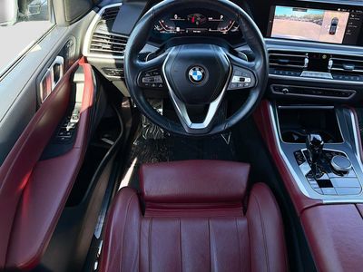 2022 BMW X6 — photo 16 view