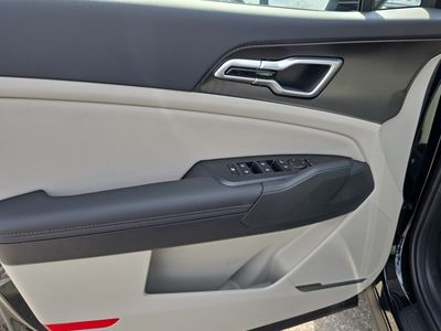 2026 Kia Sportage — photo 18 view