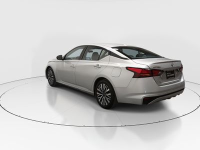 2024 Nissan Altima - Photo 5