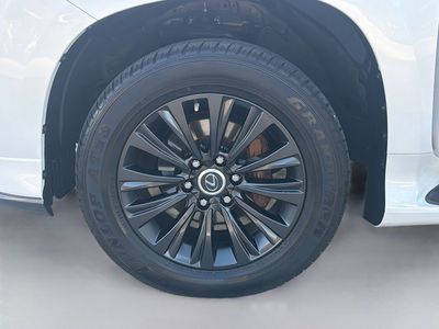 2023 Lexus GX — photo 37 view