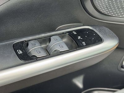 2026 Mercedes-Benz C-Class — photo 18 view