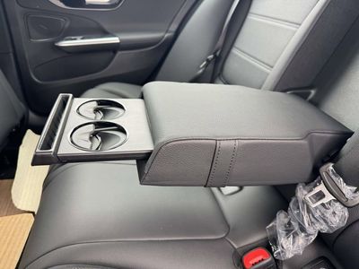 2026 Mercedes-Benz C-Class — photo 31 view