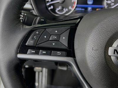 2020 Nissan Altima — photo 17 view