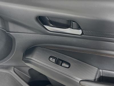 2020 Nissan Altima — photo 32 view