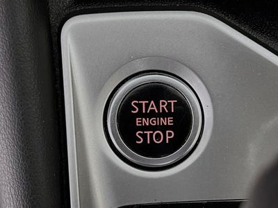 2020 Nissan Altima — photo 19 view