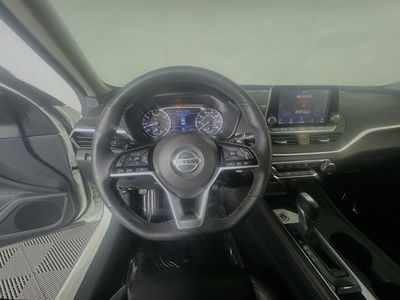2020 Nissan Altima — photo 14 view