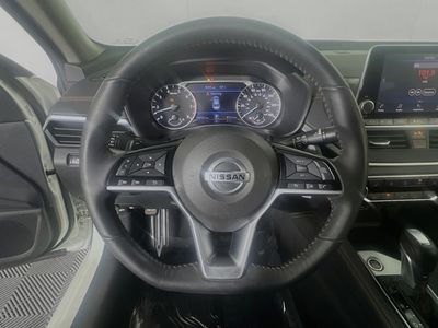 2020 Nissan Altima — photo 16 view