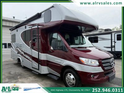 2022 Dynamax RV Isata 3 24RW — front three-quarter view