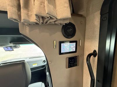2022 Dynamax RV Isata 3 — photo 32 view