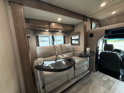 2022 Dynamax RV Isata 3 — photo 16 view
