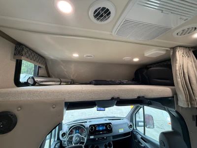 2022 Dynamax RV Isata 3 — photo 28 view