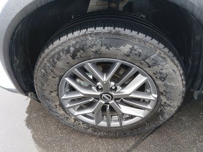 2024 Nissan Rogue — photo 10 view