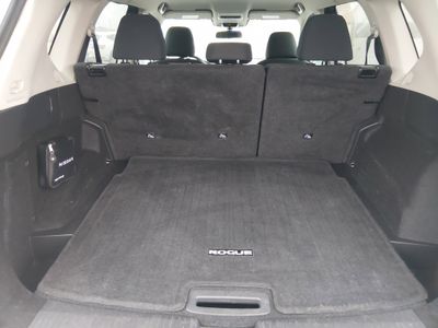 2024 Nissan Rogue — photo 11 view