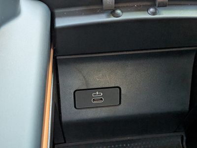 2026 BMW X5 — photo 31 view