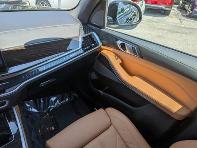 2026 BMW X5 — photo 18 view