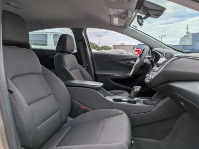 2025 Chevrolet Malibu - Photo 23