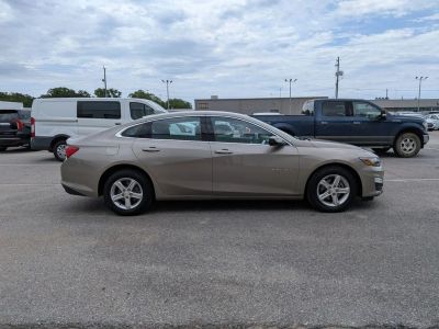 2025 Chevrolet Malibu - Photo 6
