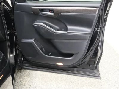 2024 Toyota Highlander AWD - Photo 38