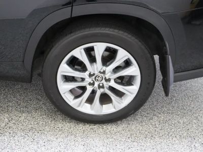 2024 Toyota Highlander AWD - Photo 9