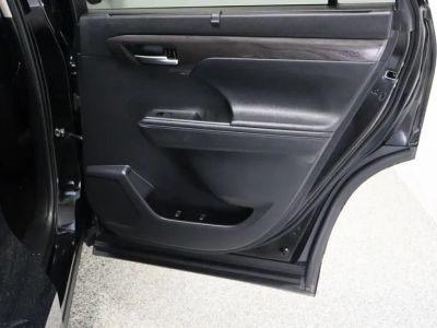 2024 Toyota Highlander AWD - Photo 36