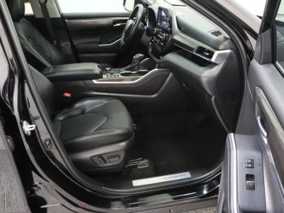 2024 Toyota Highlander AWD - Photo 40