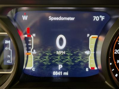 2025 Jeep Wrangler - Photo 11