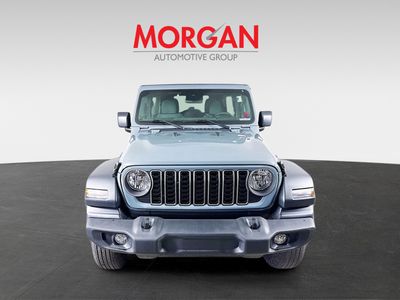 2025 Jeep Wrangler - Photo 3