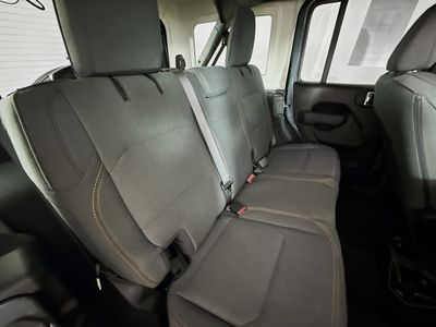 2025 Jeep Wrangler - Photo 29