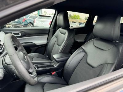 2025 Jeep Compass — photo 8 view