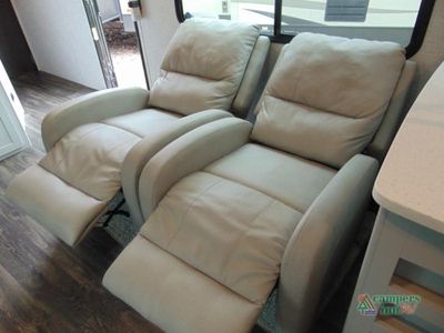 2021 Keystone RV Premier Ultra Lite - Photo 16