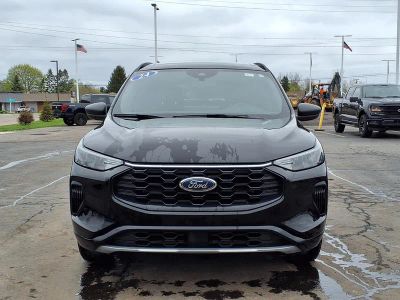 2024 Ford Escape — side profile view