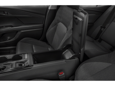 2026 Toyota Camry - Photo 19