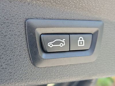 2019 BMW X2 — photo 8 view