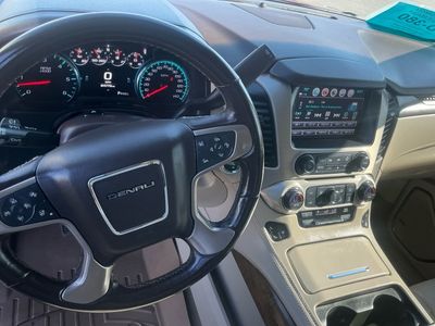 2019 GMC Yukon XL - Photo 14