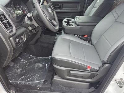 2026 Ram 3500 — photo 16 view