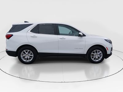 2024 Chevrolet Equinox — photo 8 view