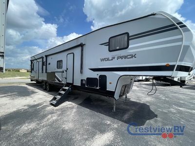 2021 Forest River RV Cherokee Wolf Pack - Photo 2