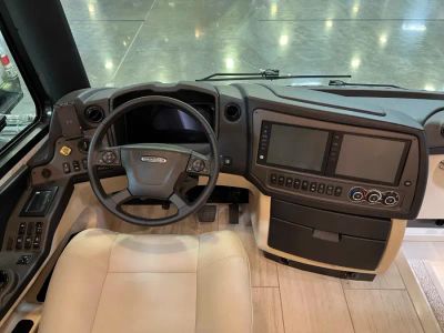 2025 Tiffin ALLEGRO — rear three-quarter view