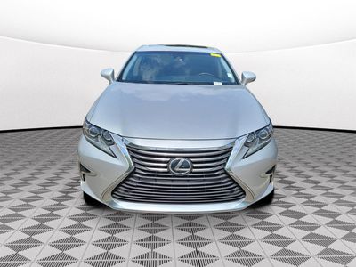 2016 Lexus ES 350 — side profile view