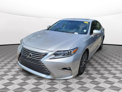 2016 Lexus ES 350 — rear three-quarter view