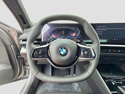 2026 BMW 5 Series — photo 41 view