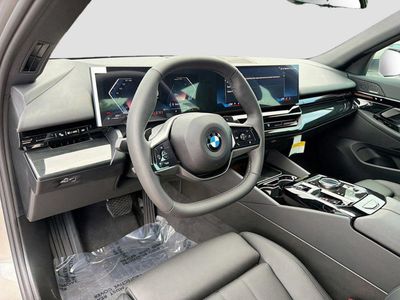 2026 BMW 5 Series — photo 27 view
