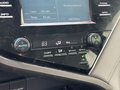 2018 Toyota Camry - Photo 12