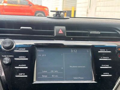 2018 Toyota Camry - Photo 11