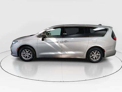 2024 Chrysler Pacifica — interior view