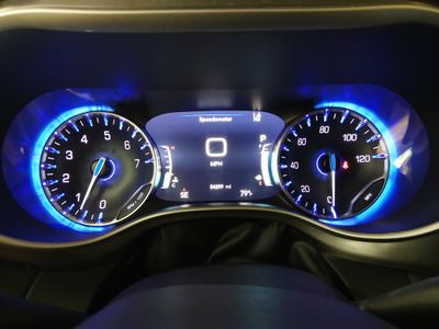 2024 Chrysler Pacifica — photo 14 view