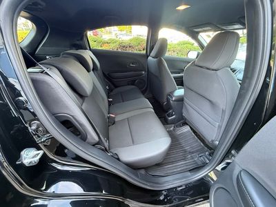 2021 Honda HR-V — photo 13 view