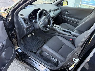 2021 Honda HR-V — engine compartment view